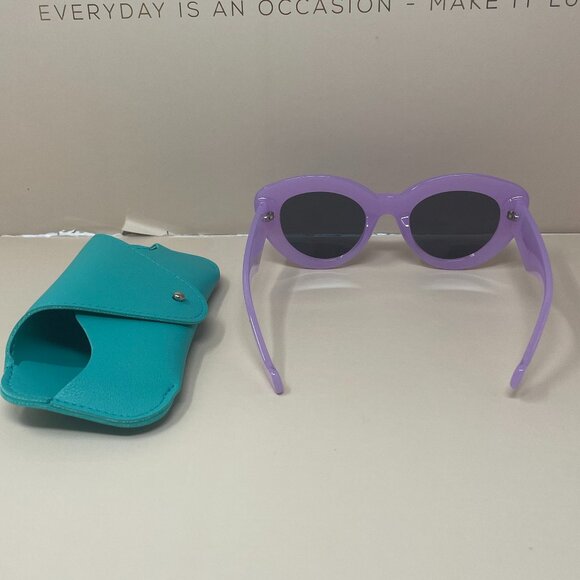 Minue | Karina Sunglasses in Lilac - Picture 3 of 5